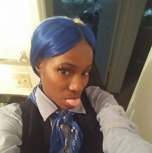 Meet your Posher, Priscilla